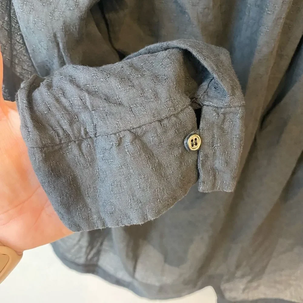 Pomandère Italy Woven Gauzy 3/4 Sleeve Button Front Top in Charcoal Black